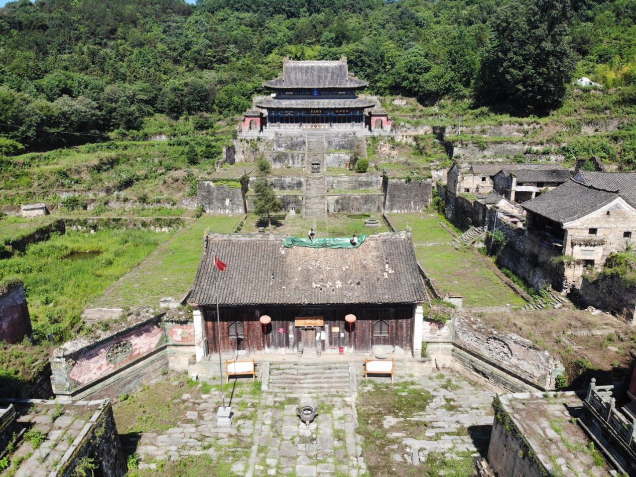 连续两晚央视探索发现栏目带你走进武当山五龙宫遗址